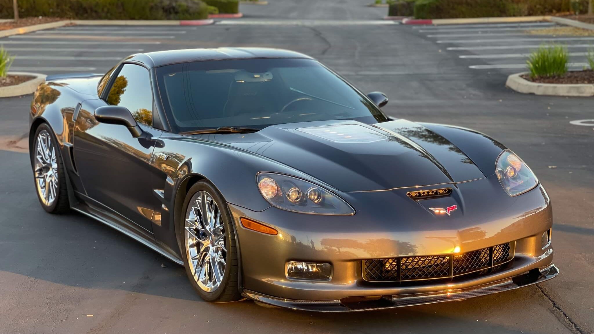 Click to Enlarge-Esc to Close Corvette Generations/C6/C6 2011 ZR1 Cyber Gray.jpg